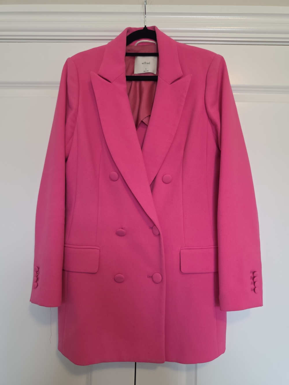 ARITZIA WILFRED HOT PINK FUCHSIA DOUBLE-BREASTED BLAZER SIZE 4 PEAK LAPEL
